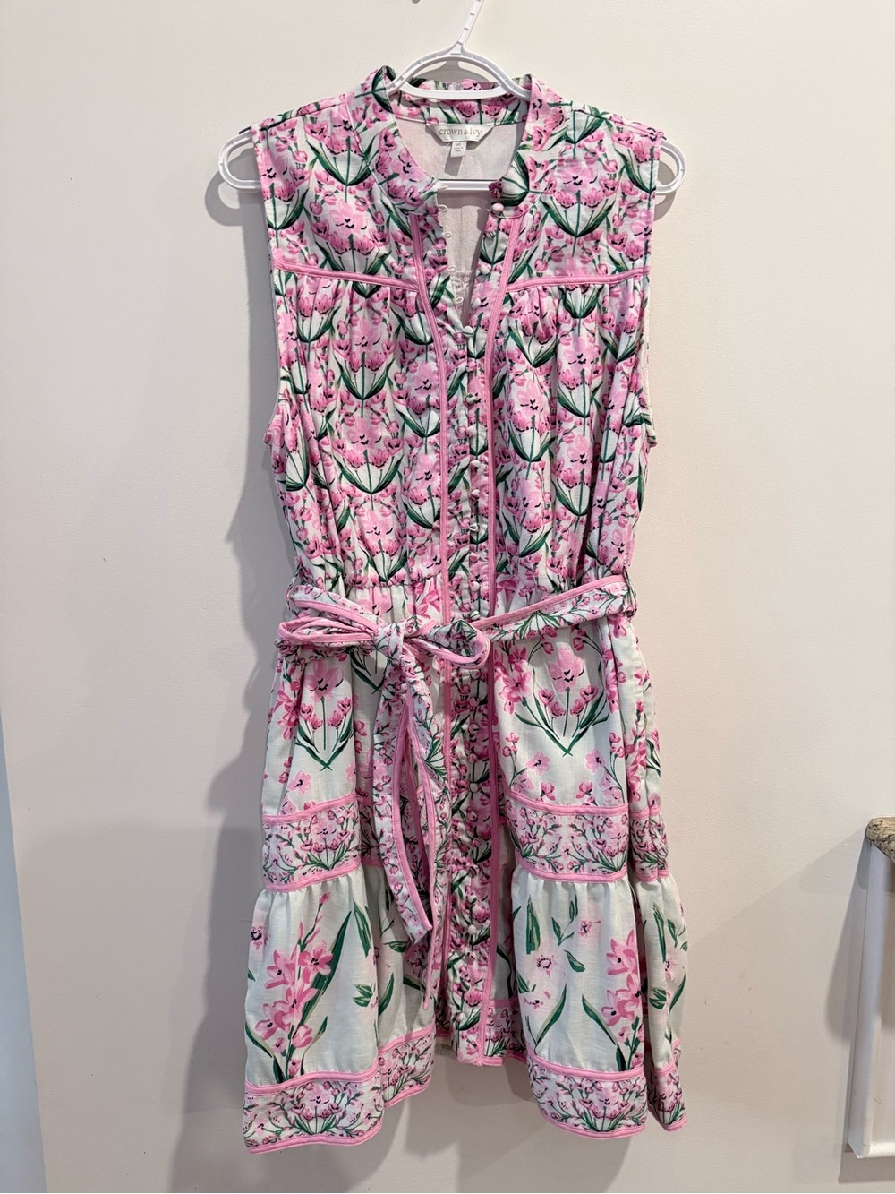 crown & ivy Pink Floral Sleeveless Tie-Waist Women’s Dress